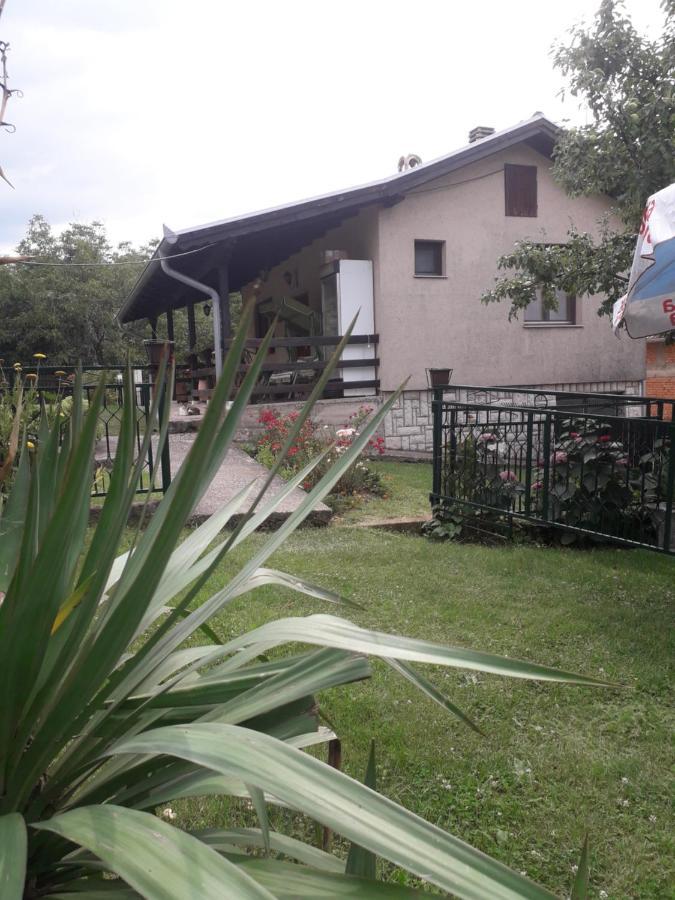 Galerija Jovanovic Topola Kültér fotó